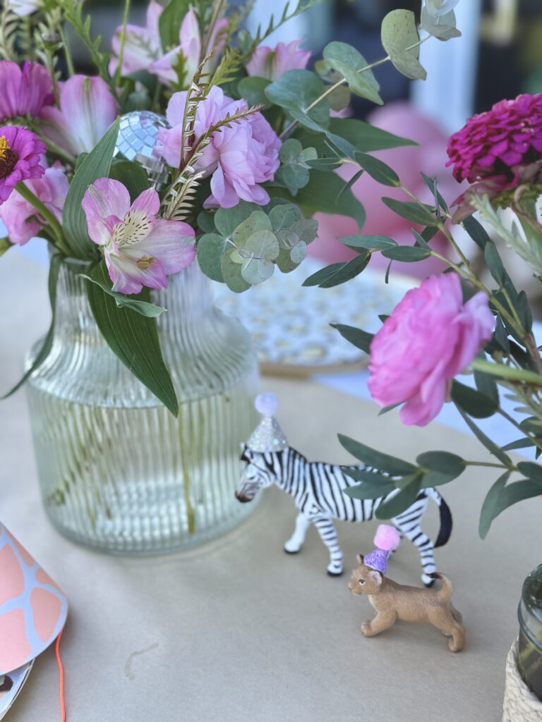 How to make mini party hats